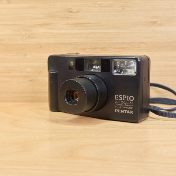 Pentax Espio AF Zoom / 35mm Point & Shoot Film Camera / 35-70mm Lens / Macro - Picture 2 of 9